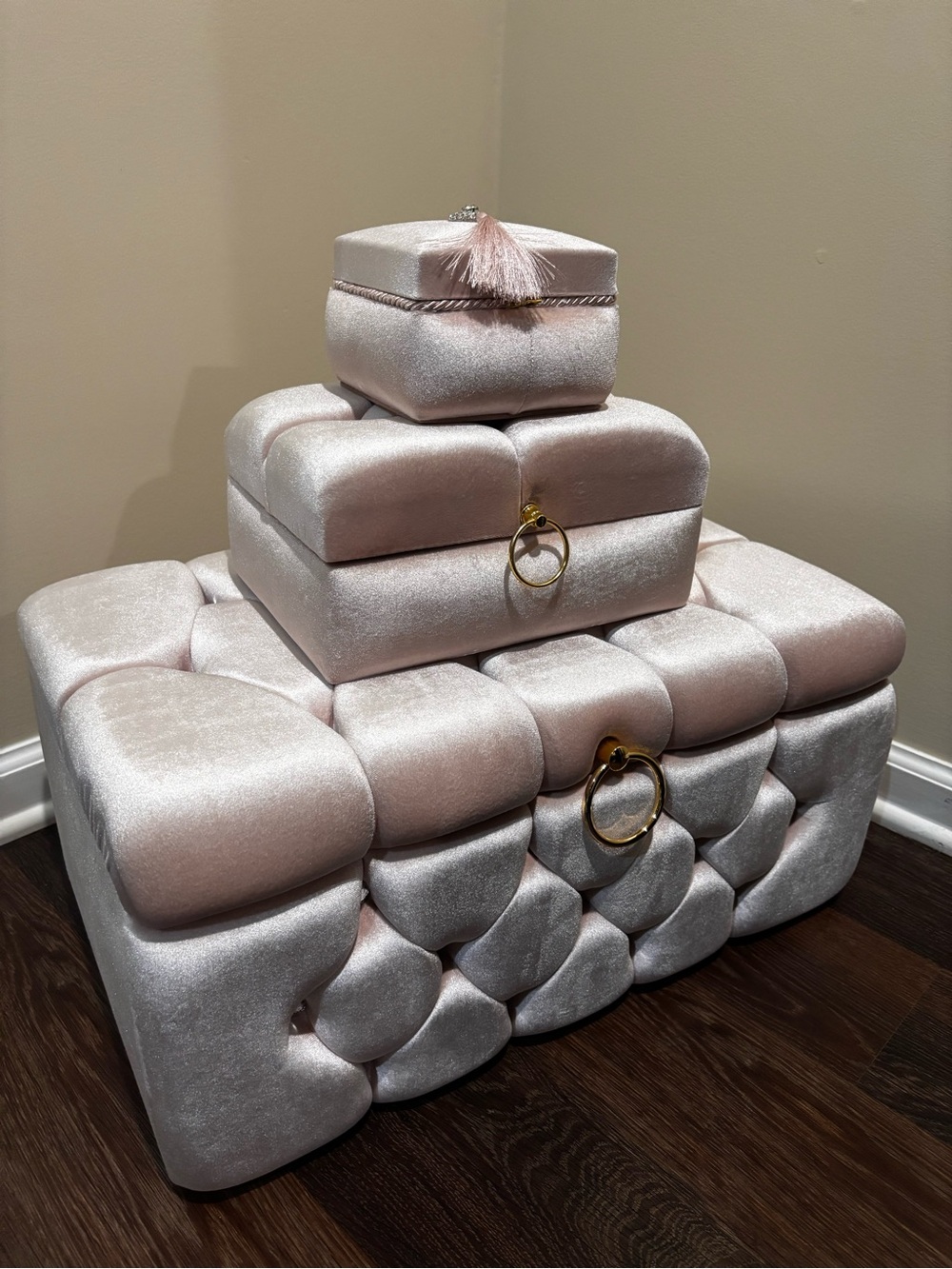 Stackable Velvet Jewelry Storage Boxes in Light Pink with Gold Ring Pulls